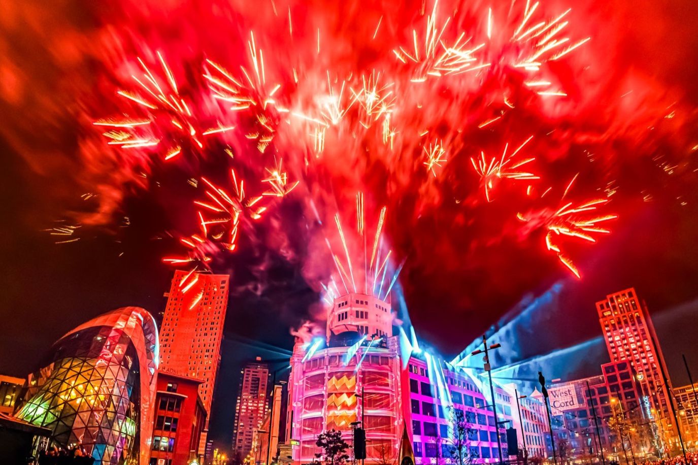 2024-12-31-NewYearEHVE-KLEURSTOF-LRWM-055_f87a8de54c4ead94c1a205c0a87bfc4a.jpg