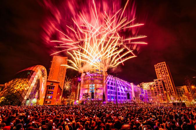New Years EHVE: Het Magische Nieuwjaarsfeest voor iedereen in Eindhoven!