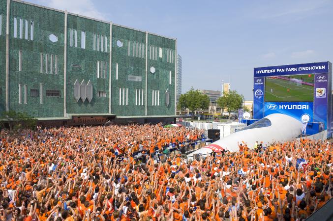 Beleid rondom vertonen wedstrijden EK Voetbal
